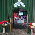 2017 Langley School Alice in Wonderland entrance